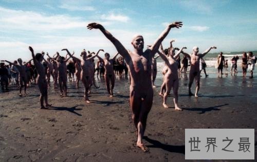 【图】寰球十大天体浴场 美女帅哥全裸上阵