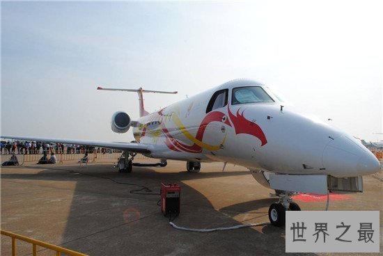 【图】成龙公家飞机再添一架 花费4亿可包容20人