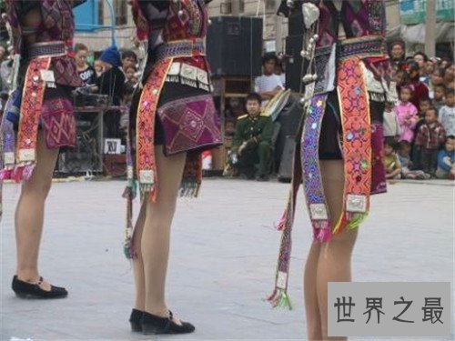 【图】世界上最短的裙子是什么 短裙苗族制造16厘米长