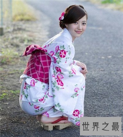 【图】日本和服不能穿内裤是真的吗 内裤居然是由东方
