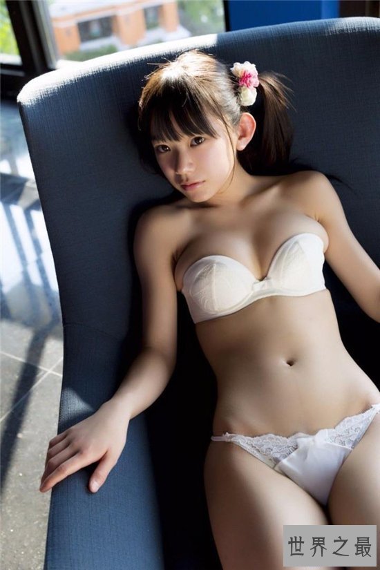 【图】长泽茉里奈可谓日本巨乳女优 换护照被误以为小