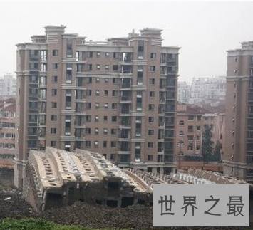 【图】过家家般的造房子 豆腐渣工程真的是风吹过就会