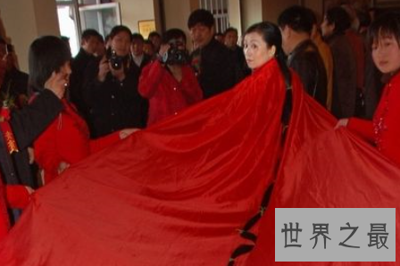 【图】谢秋萍号称长发女王 她的头发之所以长其实是有