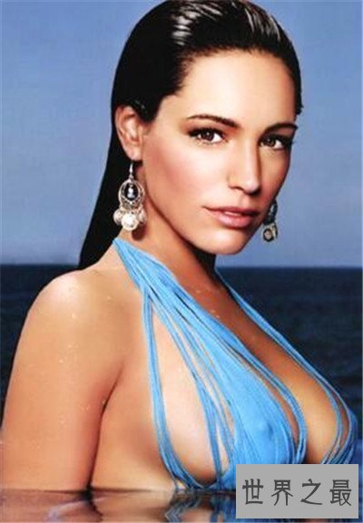 【图】凯莉·布鲁克三级全裸拍杂志 现在38岁身体走样