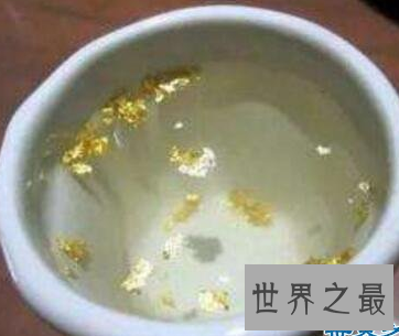 【图】圣水是什么 重口味的货色 是SM中女客人的尿液