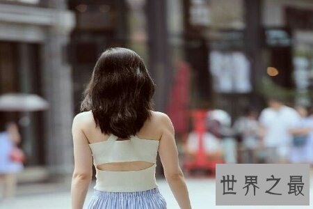 【图】成都街拍 美女密集 衣着气质一点也不亚于明星