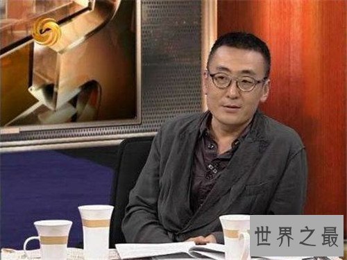 【图】窦文涛老婆是谁 三个女友均有钱又难看