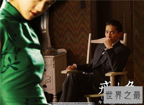 【图】尺度大的电影有哪些 五十度灰五十度黑成经典