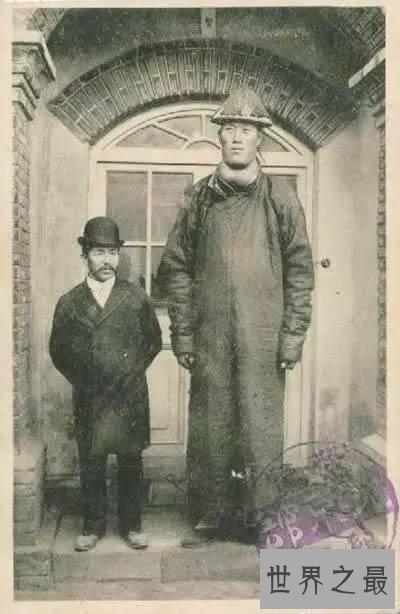 【图】詹世钗可谓世界最高的人 最终娶了本国妻子伤心