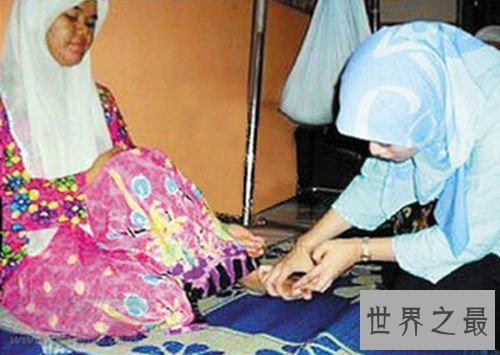 【图】怪病都有哪些呢 曾有女孩皮肤始终长金属丝