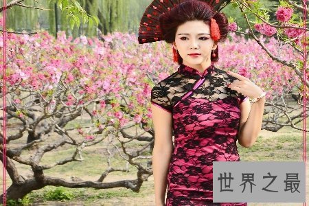 【图】旗袍美女们向咱们展示的不只是本身的神韵 还传