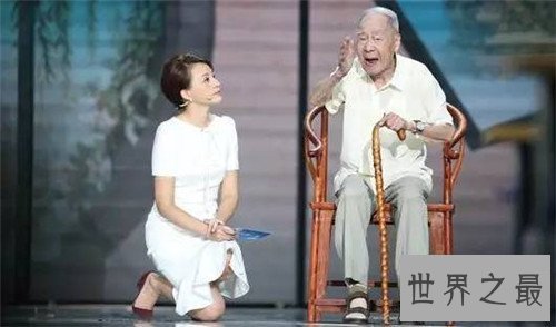 【图】董卿图片美貌气质并存 现在已经43岁事业恋情双