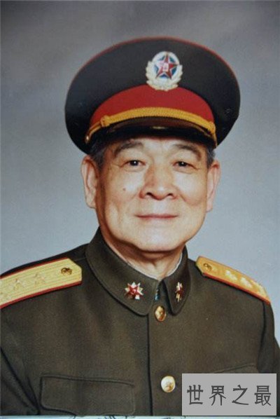 【图】韩雪的爷爷是谁 韩雪的军事家境背景引见