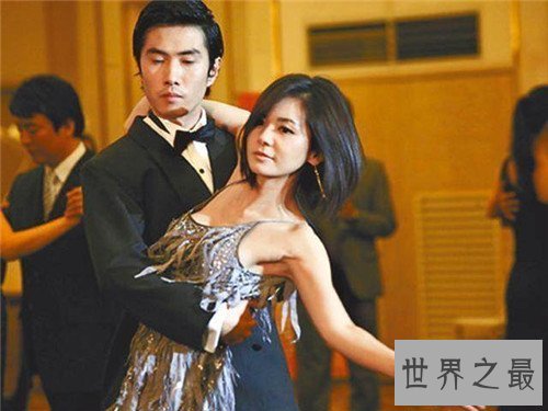 【图】张瑞希号称人鱼小姐 现在已45岁依然单身