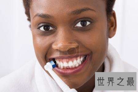 【图】非洲女人皮肤黝黑性格开朗 她们还有这些不为人