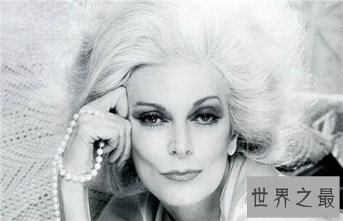 【图】名模卡门的职业生涯引见 16岁就买下本人第一任