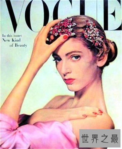 【图】名模卡门的职业生涯引见 16岁就买下本人第一任