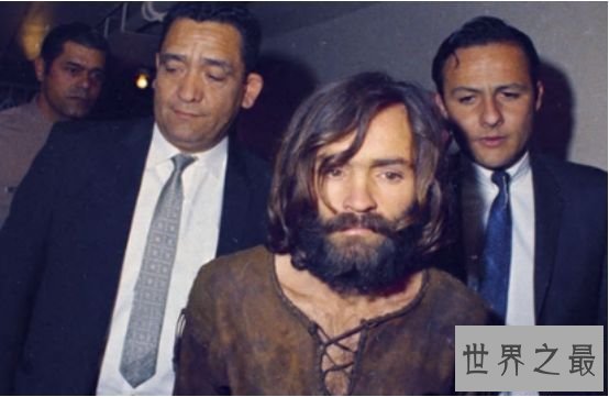 世界上最风险的杀手查尔斯·曼森，成立杀人组织“曼森家族”