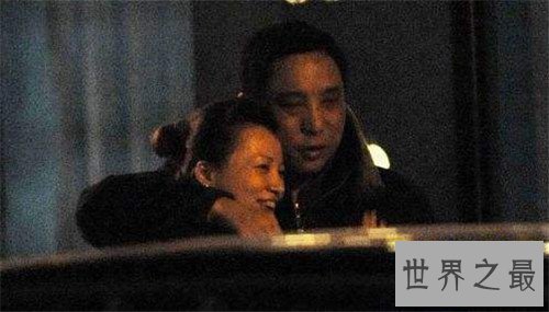 【图】董卿图片切实生存曝光 媒体拍到带男孩上街坐实