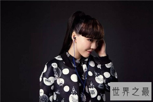 【图】吴莫愁曝清纯素颜 曾有网友示意化浓妆吓哭小朋