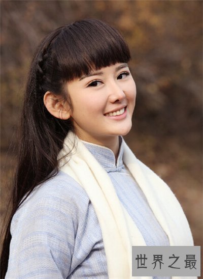 【图】杨立新老婆是谁 没想到他老婆和他儿子年龄差不