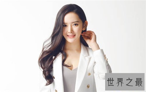 【图】杨立新老婆是谁 没想到他老婆和他儿子年龄差不