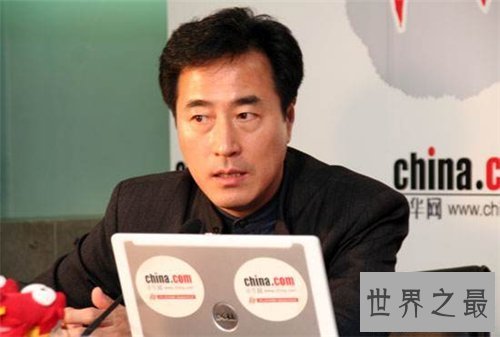 【图】杨立新老婆是谁 没想到他老婆和他儿子年龄差不