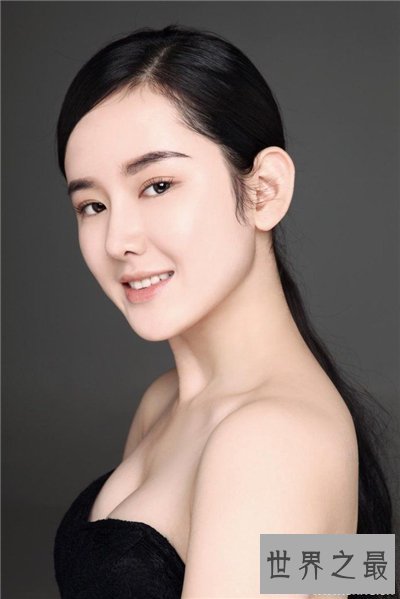 【图】杨立新老婆是谁 没想到他老婆和他儿子年龄差不