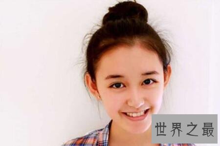 【图】蒋依依图片十分清纯可爱讨人喜欢她究竟是一个