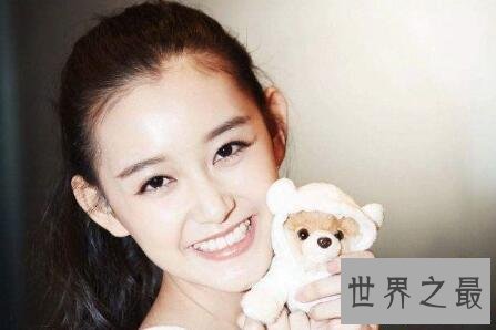 【图】蒋依依图片十分清纯可爱讨人喜欢她究竟是一个