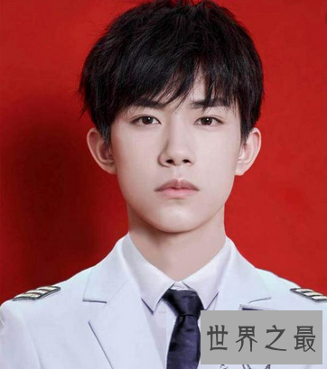 【图】 出道之后唱完这单曲咚巴拉 走红的萨顶顶