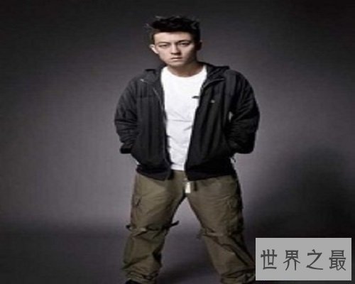 【图】帅帅的陈冠希图片，如今的你照旧青睐他吗？