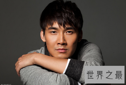 【图】疼老婆的男人面相清点 天庭饱满的男人最贫贱