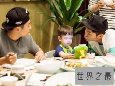 【图】《爸爸回来了》第二季精彩大赠送，帅爸萌娃送