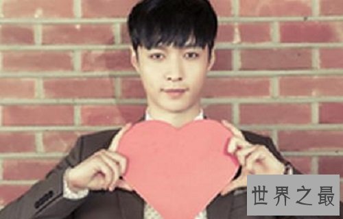 【图】看了这篇,你的水瓶座男生不到手算我的