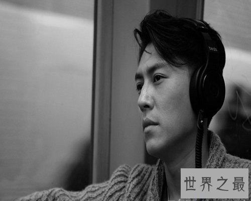 【图】越来越有男人魅力的优良演员——靳东