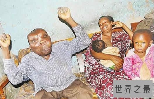【图】清点世界上最丑的男人，娶2个老婆(生8个孩子)