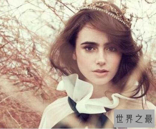 【图】英国最美模特莉莉柯林斯,竟是奥黛丽·赫本的翻