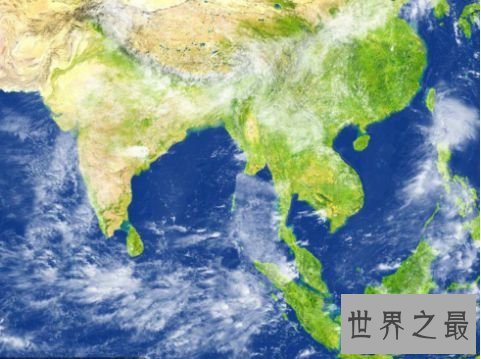 孟加拉湾海水温度大约为25到27℃