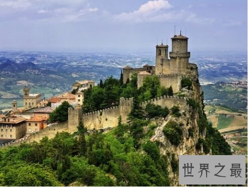 3.惟一没有军队的国家:圣马力诺 3.惟一没有军队的国家:圣马力诺