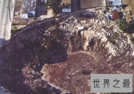 【图】世界十起地陷事情 危地马拉天坑最新奇