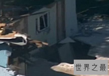 【图】世界十起地陷事情 危地马拉天坑最新奇