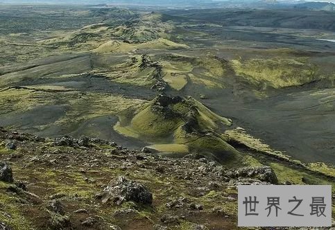 拉基火山迸发