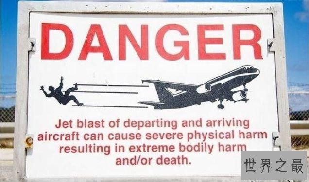 世界上最风险的海滩 低头就是飞机的Maho海滩