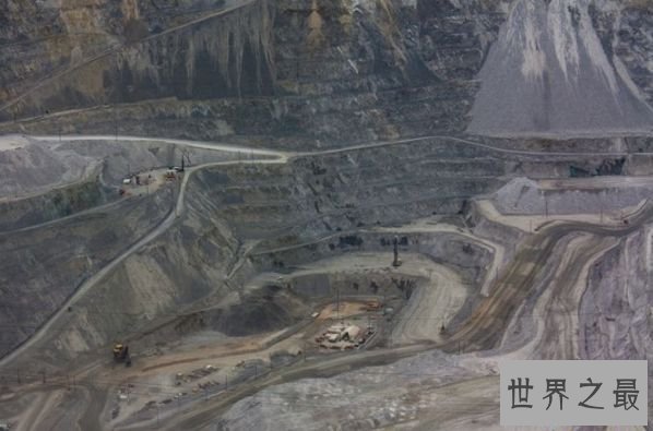 世界上最大的铜矿 平地变成峡谷