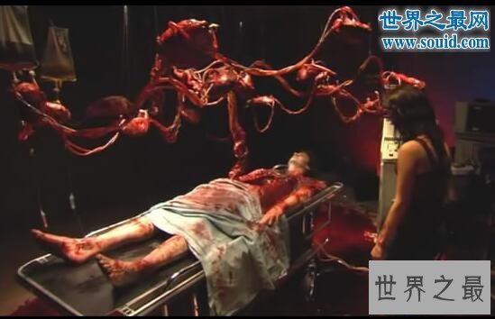 【图】最恶心的电影，演员吃的粪便是真的(粉红火烈鸟