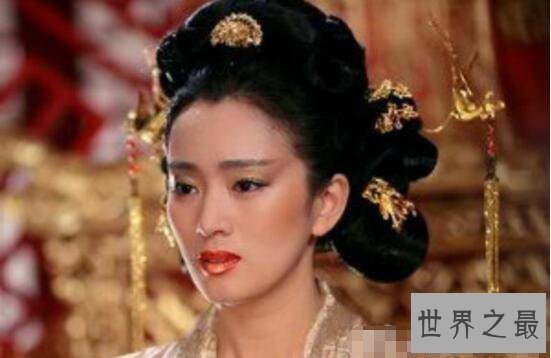 【图】文娱圈十大“胸案”，露胸不露点居然也被禁