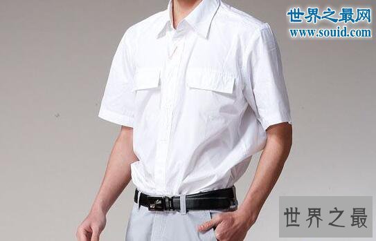 【图】直男癌的十大衣着特色，愚昧的凉鞋里面穿袜子