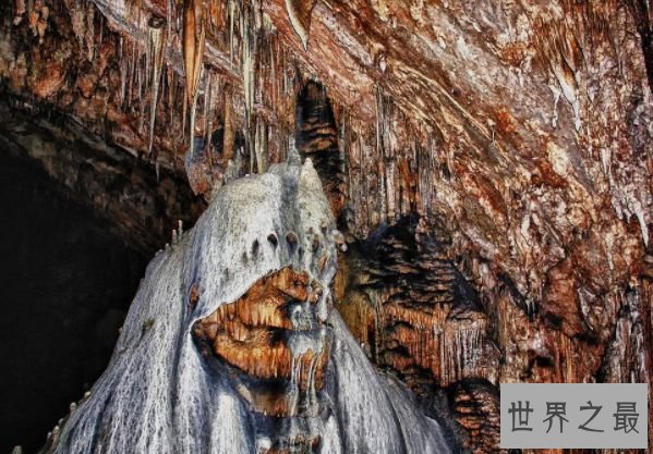 世界上最大的岩洞 人眼只能看到非常之一