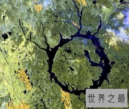 【图】世界上最大陨石坑 直径达300公里